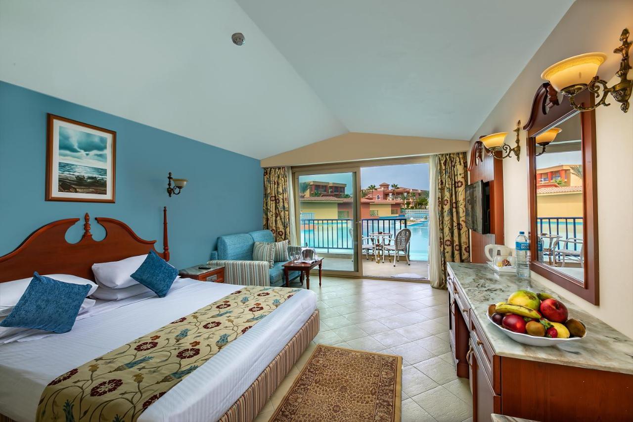 Курортний комплекс Titanic Palace Families And Couples Only 5*